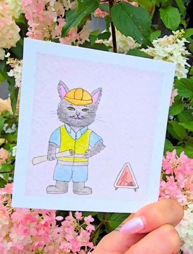 Chat chef de chantier Peinture à l’aquarelle représentant un chat chef de chantier dans une scène humoristique